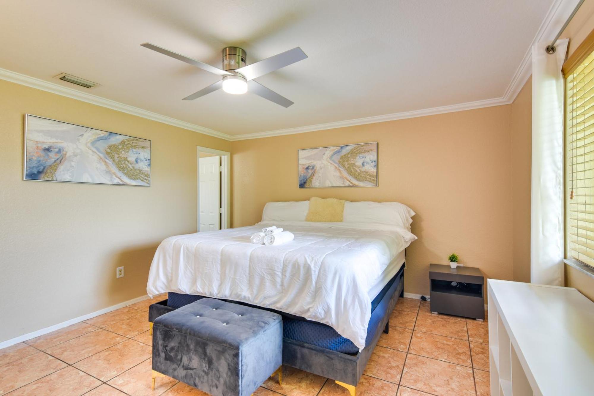 Opa-Locka Townhome, 15 Mi To Miami Beach! Exterior photo